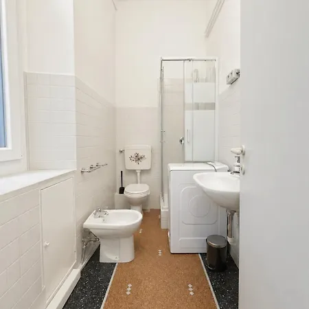 Lina Homes Brignole ג'נובה